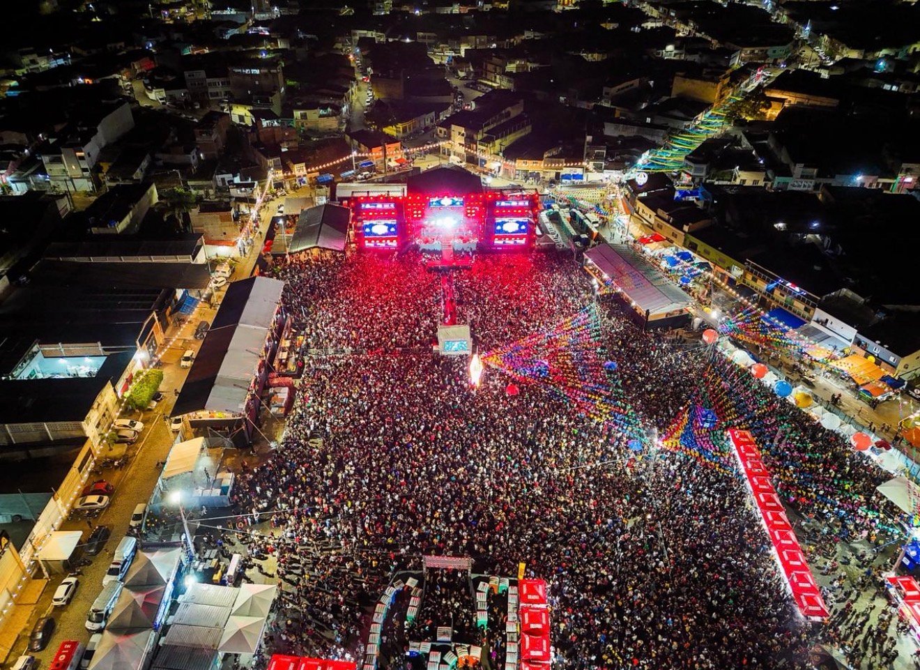 Vitória do Pé de Serra inicia no Pátio Otoni Rodrigues com grandes atrações e leva festejo ao Distrito de Pirituba