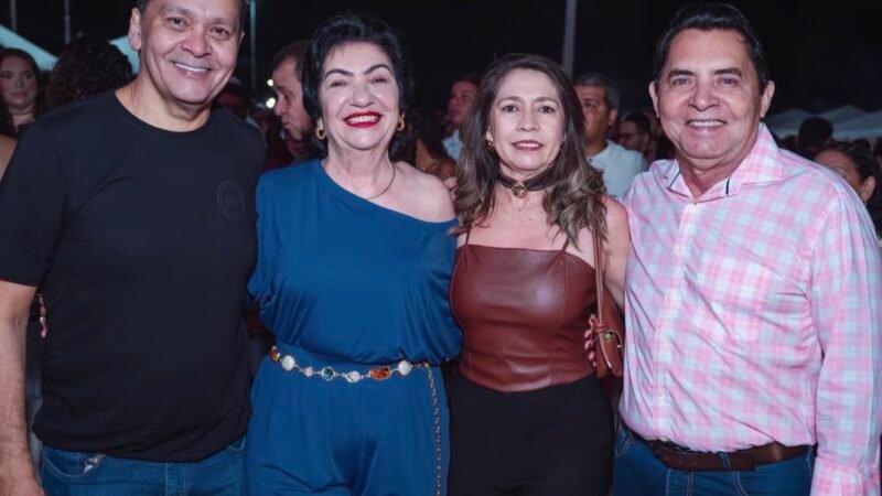 Presidente da Câmara prestigia comemoração dos 119 anos de Floresta ao lado da prefeita Rorró Maniçoba