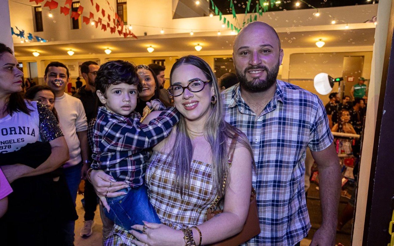 Público da Estação Ferroviária de Caruaru celebra as raízes nordestinas na véspera de São João