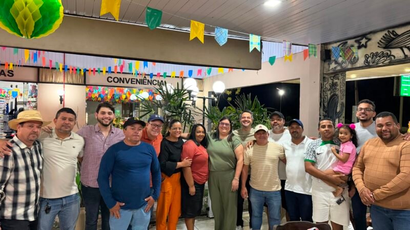 Prefeita Carol Jordão reúne bancada governista e reforça alinhamento político em Ribeirão