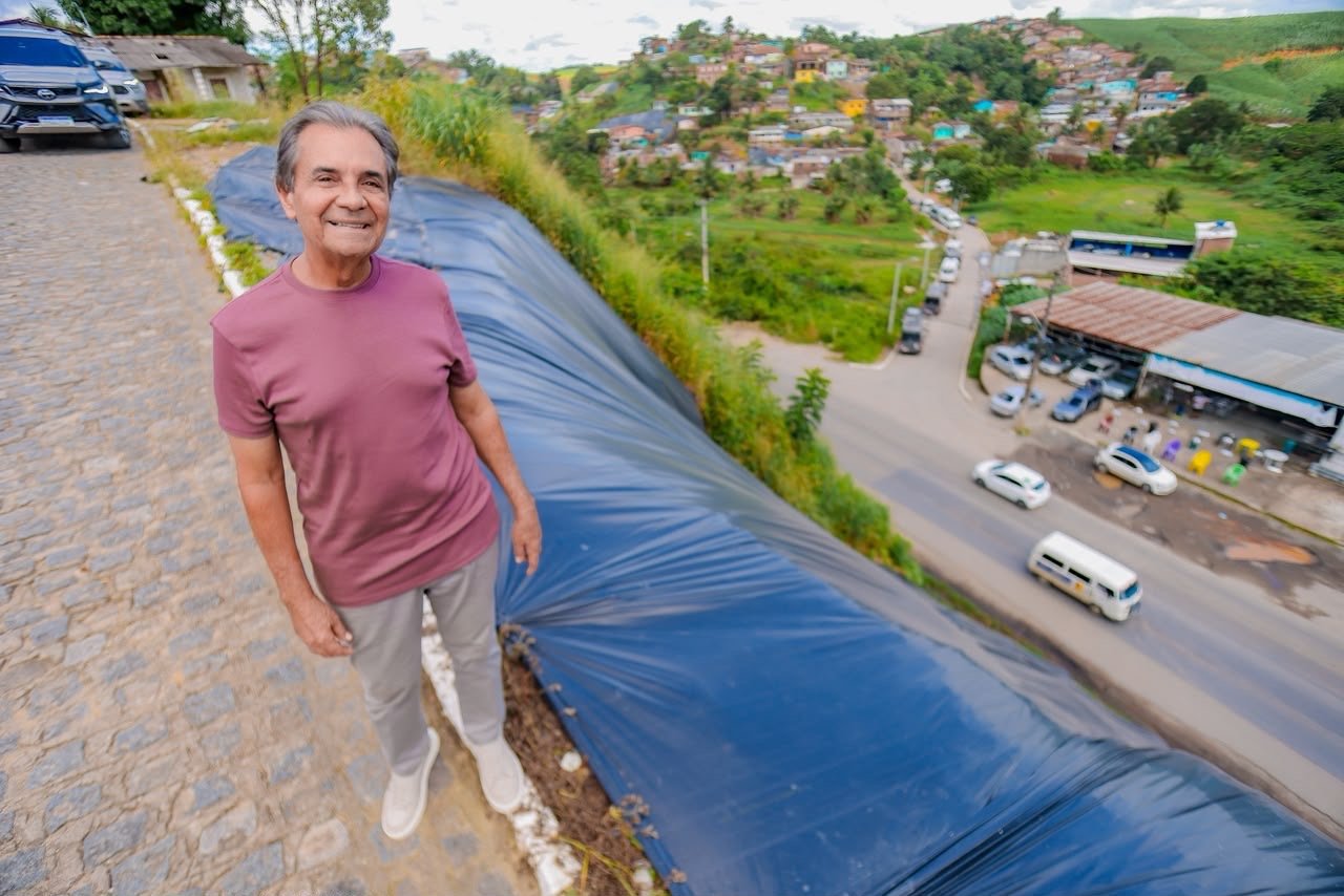 Prefeito Carlos Santana inicia maior obra de contenção de encostas da história do Ipojuca