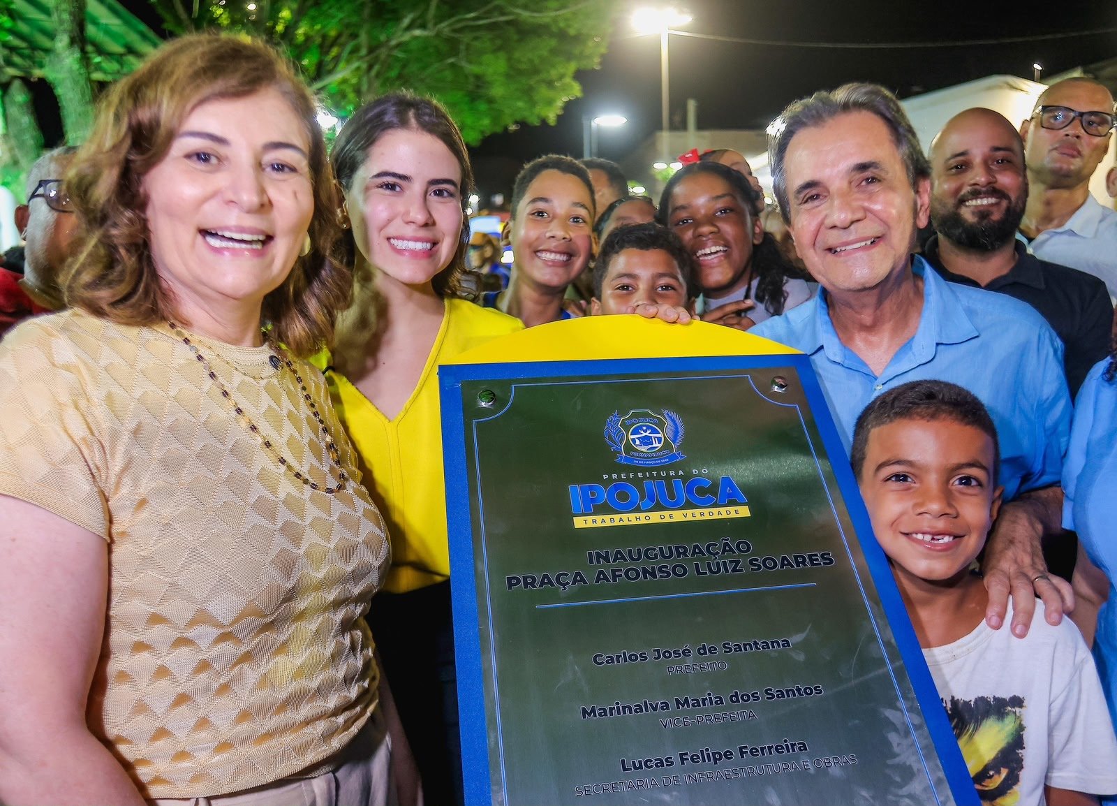 Prefeito Carlos Santana entrega praça requalificada em Camela e amplia espaços de convivência para a população ipojucana