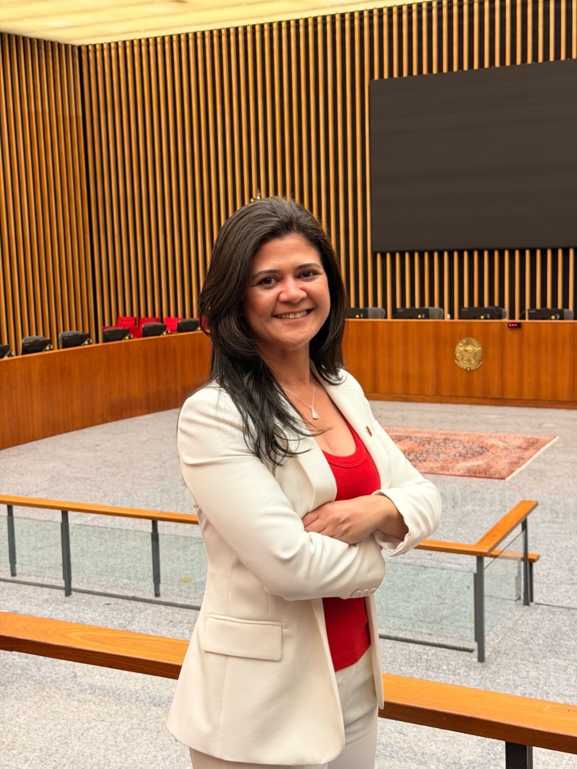 Tallyta Bione participa do Juris Café e destaca o papel da mulher advogada na conscientização do voto feminino e nos espaços de poder