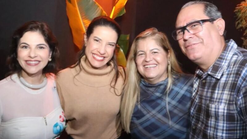 Mano e Andréa Medeiros presenciam entusiasmo da população de Gravatá com a governadora Raquel Lyra