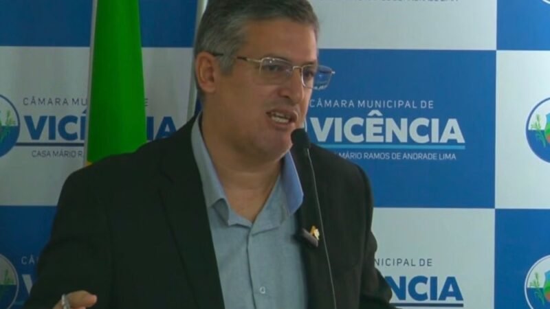 Vereador filiado ao PSB classifica gestão de Paulo Câmara como “péssima” durante discurso na Câmara de Vicência