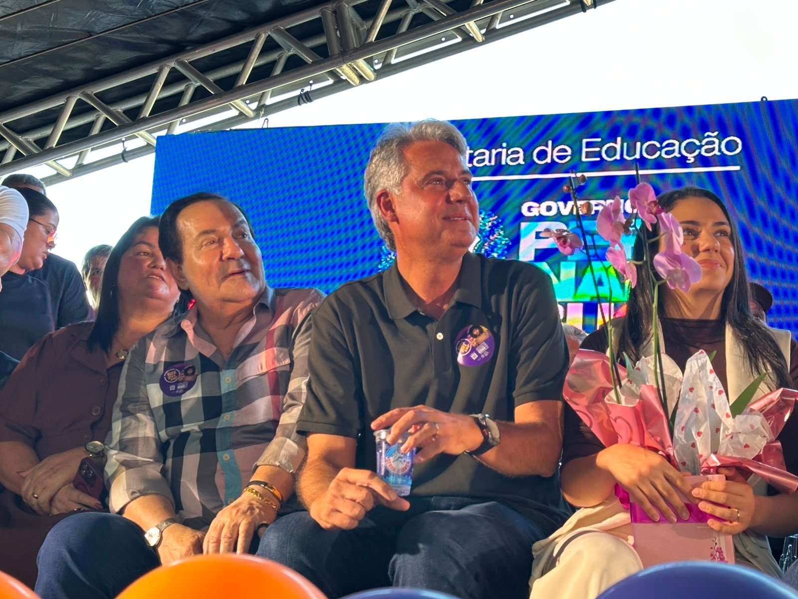 Ao lado da governadora Raquel Lyra, Izaías Régis participa de entregas importantes para Paranatama