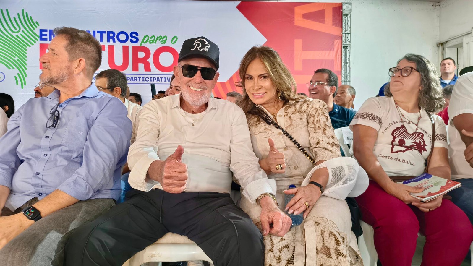 Ex-bolsonarista, prefeito de Santana se declara a Jerônimo e Wagner: “eu te amo”