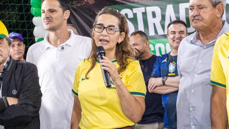 Débora Almeida celebra anúncio de pavimentação em Belo Jardim