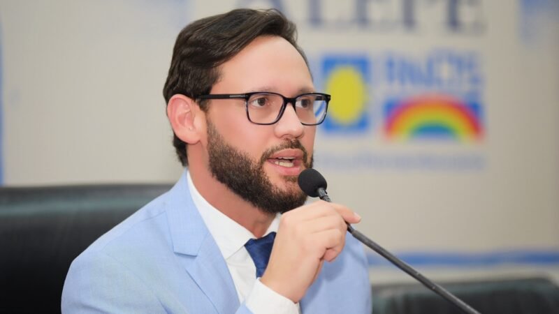 Gilmar Júnior destina R$ 400 mil para impulsionar mulheres apicultoras e agricultura familiar no Sertão do Araripe