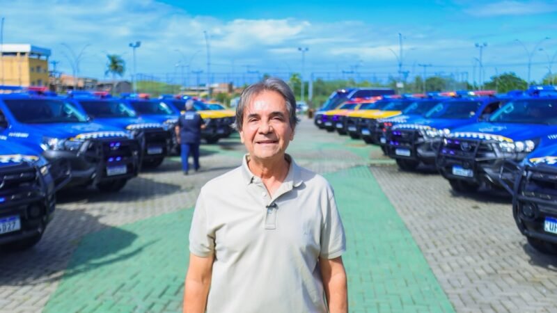 Carlos Santana entrega maior renovação da frota da história da Segurança Municipal do Ipojuca
