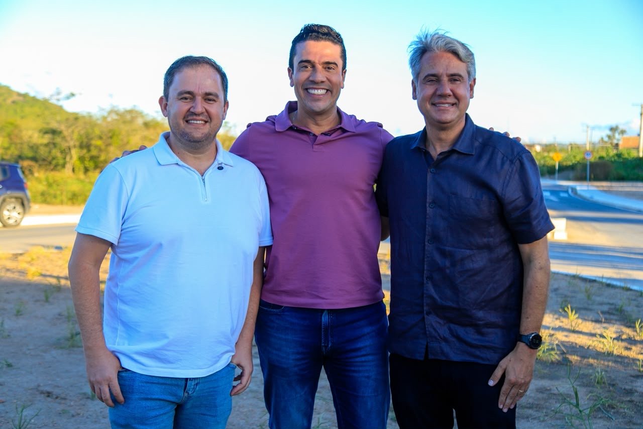 Em agenda com Raquel Lyra, Rodrigo Pinheiro destaca parceria e atuação de Fernando Monteiro e Anderson Luiz por Caruaru