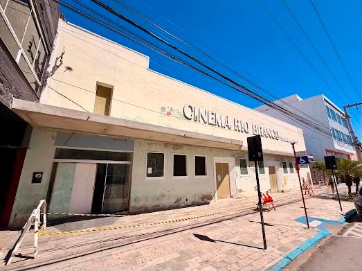 Prefeitura de Arcoverde detalha ações para concluir requalificação do Cine Rio Branco