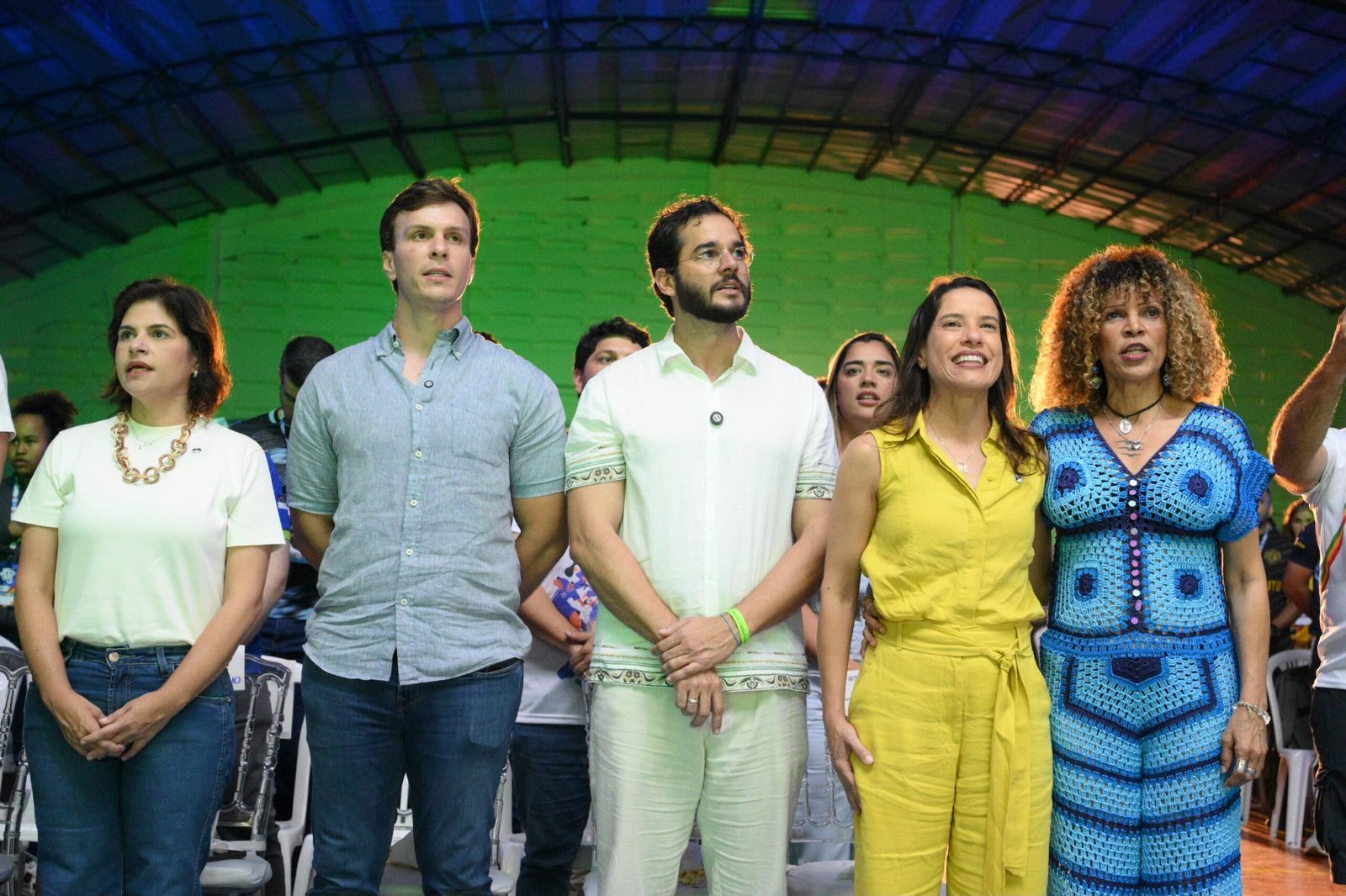 Miguel Coelho e Raquel Lyra prestigiam abertura dos Jogos Escolares de Pernambuco
