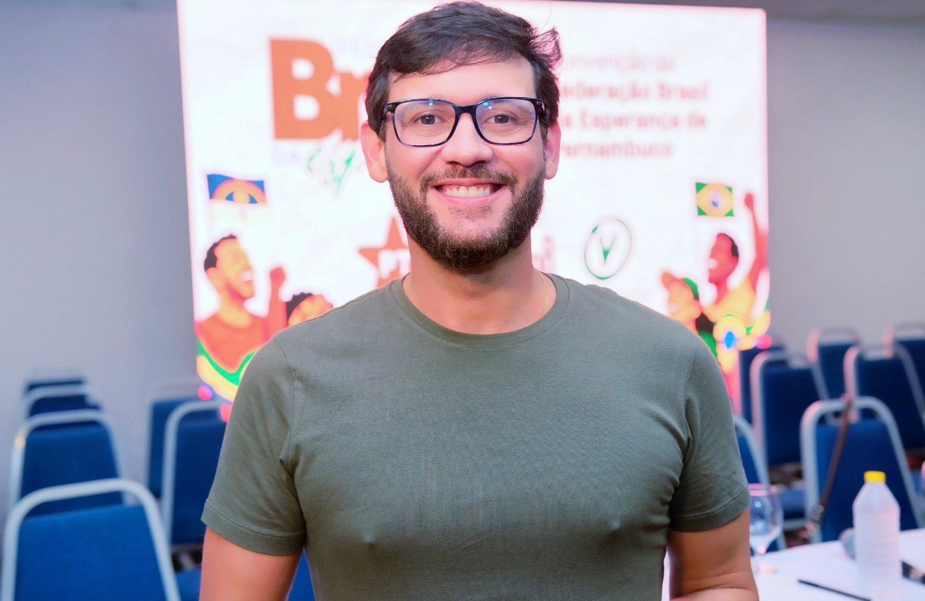 Gilmar Júnior destaca a Enfermagem pernambucana em convenção do Partido Verde