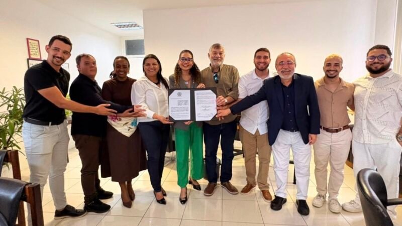 Governo de Pernambuco implanta Central de Libras em Caruaru para ampliar acessibilidade comunicacional
