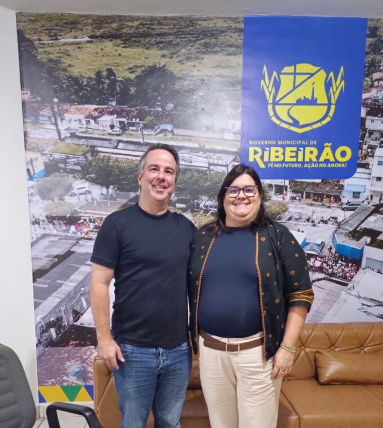 Prefeita Carol Jordão recebe ex-prefeito Marcelo Maranhão para dialogar sobre o futuro de Ribeirão
