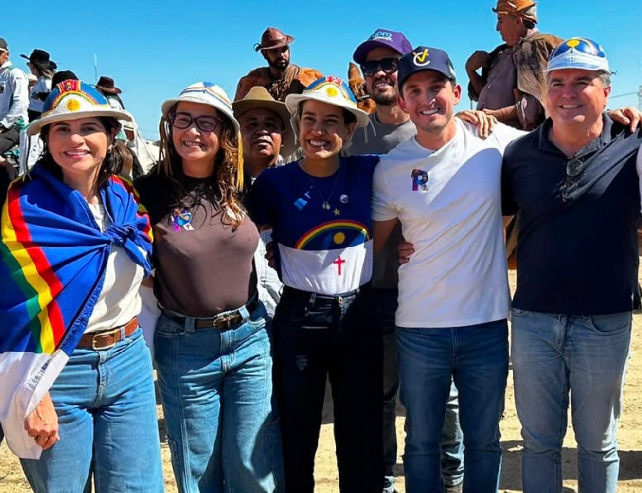Victor Coelho prestigia Missa do Vaqueiro em Serrita e reforça diálogo com lideranças estaduais