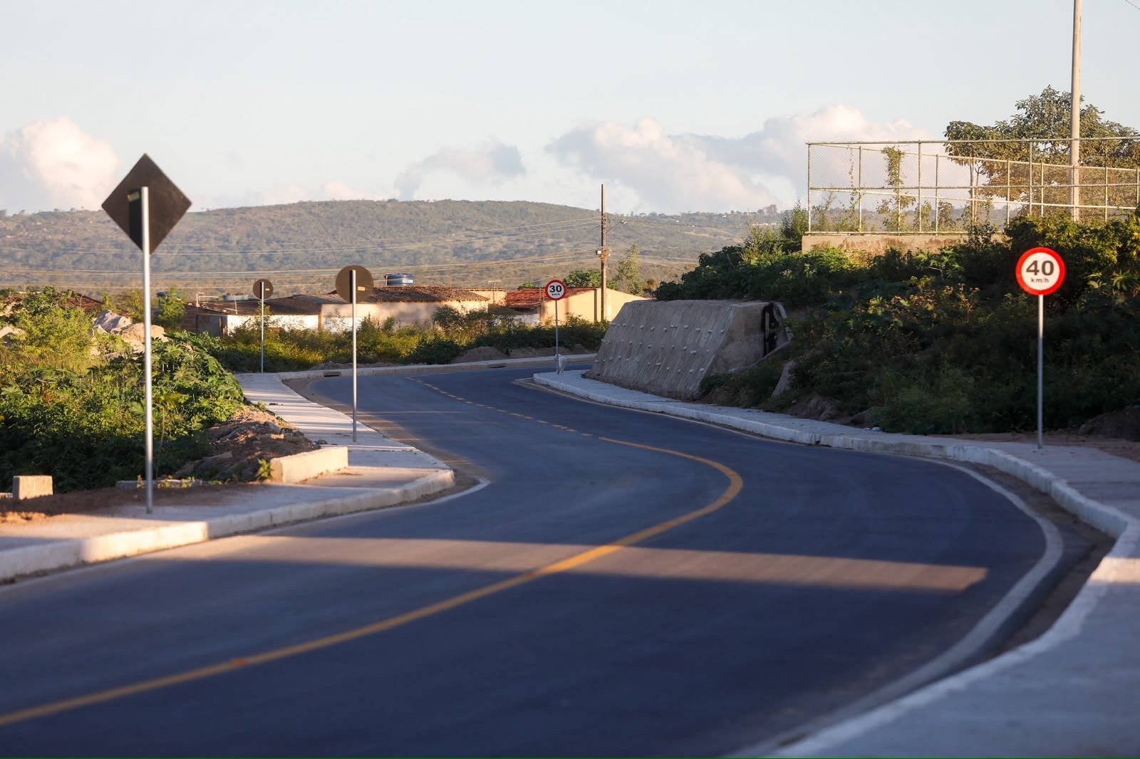 Governo do Estado executa obras com investimento de R$ 43,7 milhões para infraestrutura de educação, mobilidade e segurança em Caruaru
