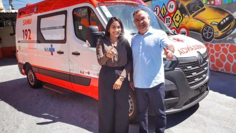 Zeca entrega novos equipamentos, computadores e reforça estrutura da saúde de Arcoverde