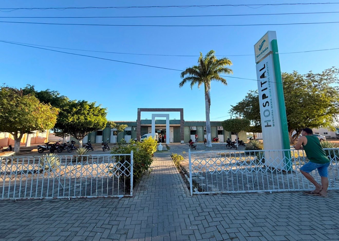 O município de Sertânia alcançou posições de destaque nos indicadores de desempenho da Atenção Primária à Saúde (APS), consolidando-se como referência estadual e regional do Moxotó na oferta de serviços públicos de saúde.