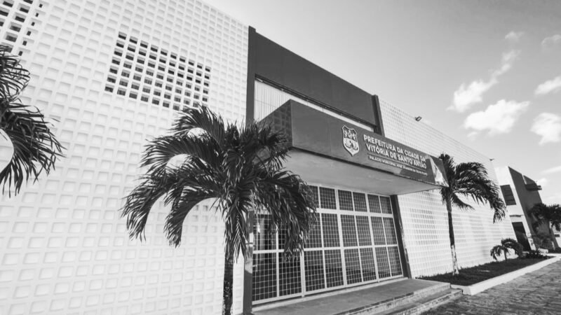 Prefeitura da Vitória decreta luto oficial de três dias pelo falecimento do ex-prefeito Pedro Queiroz