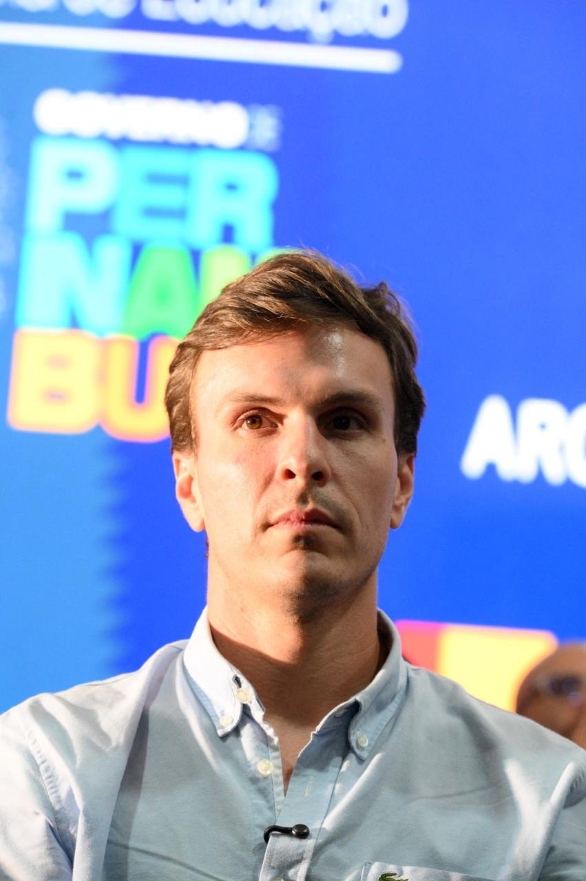 União Brasil realiza convenção estadual neste sábado para oficializar candidatura de Miguel Coelho ao Senado