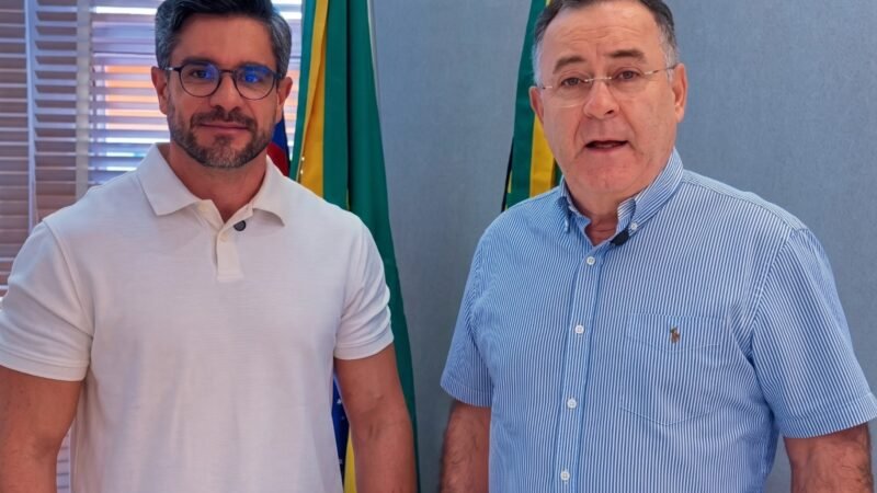 Zeca transmite cargo ao vice Siqueirinha e entra em recesso após intensa agenda de trabalho em Arcoverde