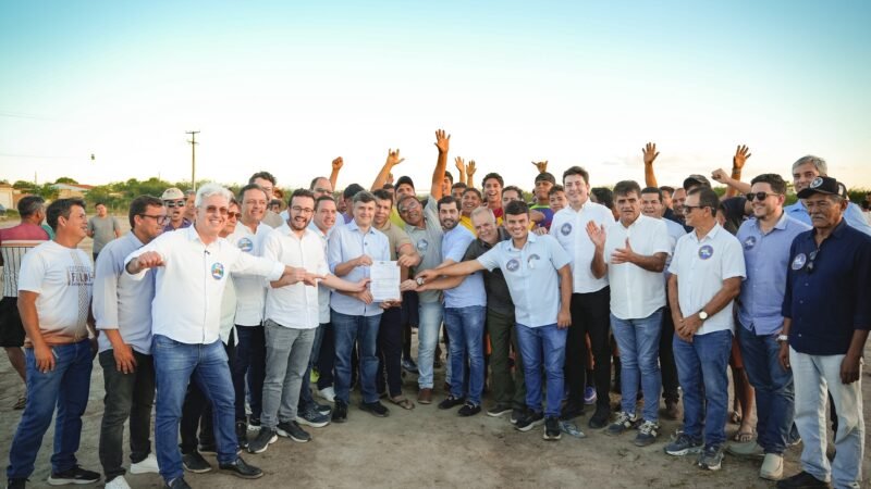 Eduardo da Fonte visita Aldeia Fulni-ô, no Agreste, e defende implantação de Casa Azul na comunidade originária
