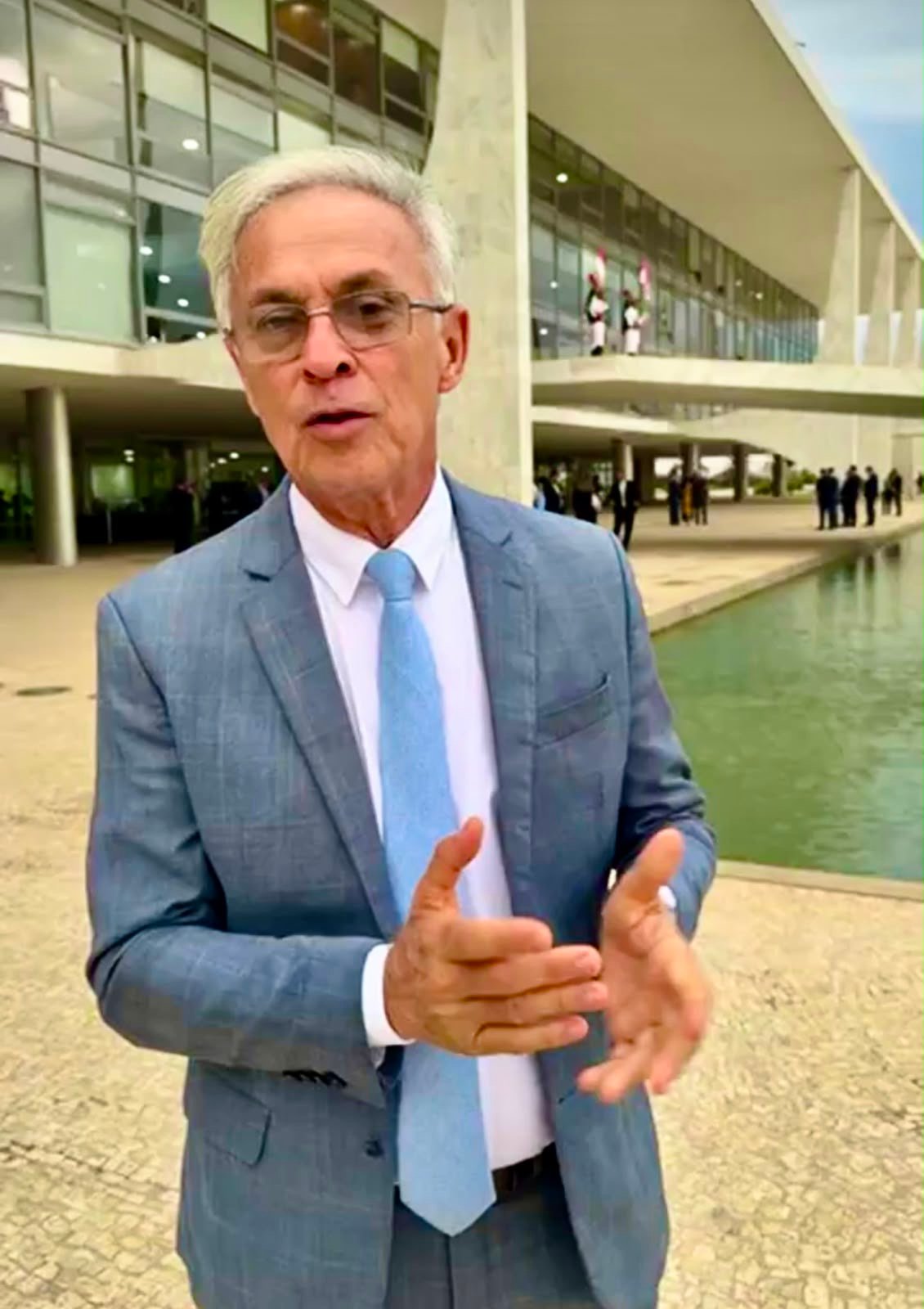 Justiça barra novos ataques contra Paulo Roberto na internet e impõe multa de até R$ 50 mil