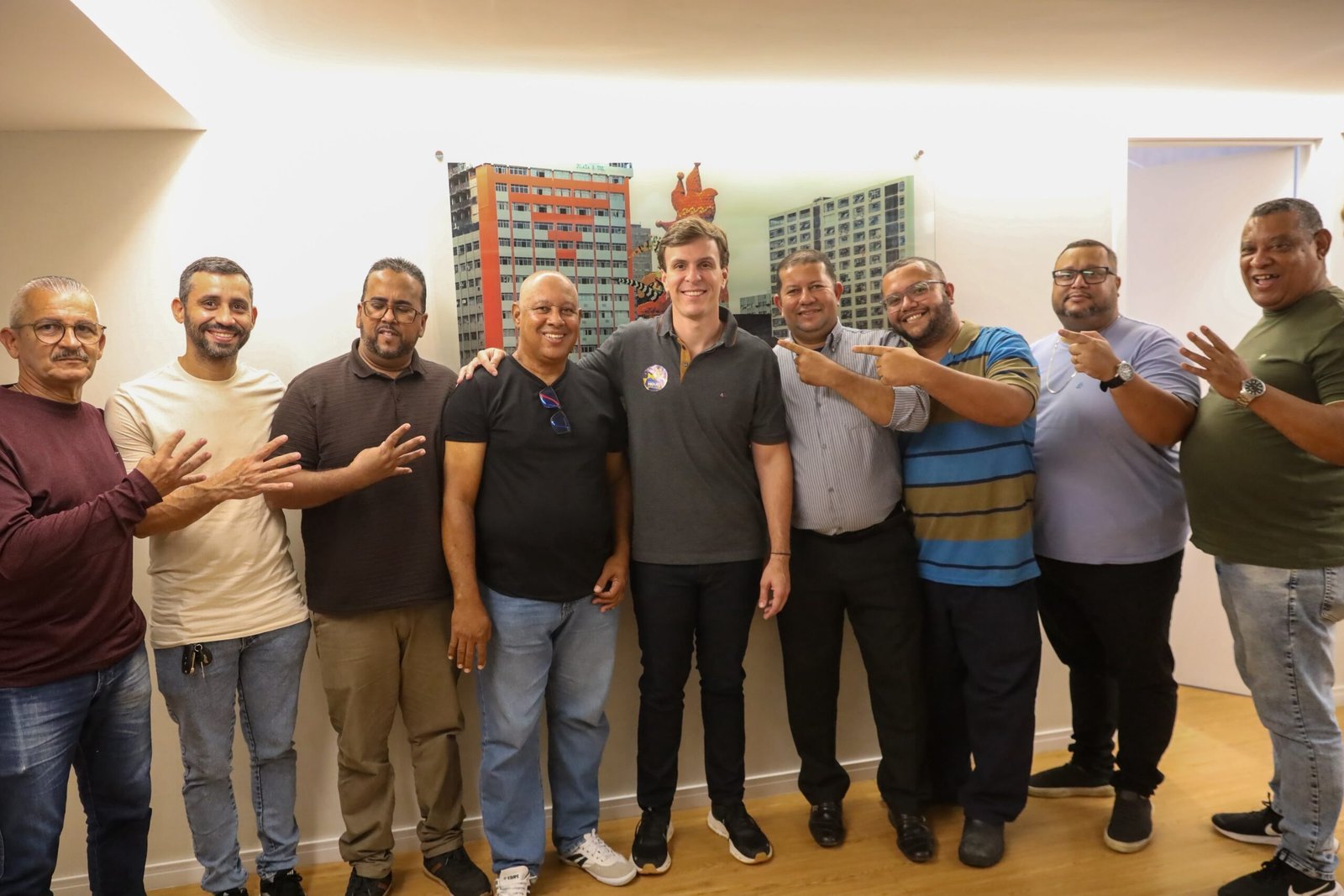 Miguel Coelho amplia apoio em Abreu e Lima com adesão de lideranças políticas