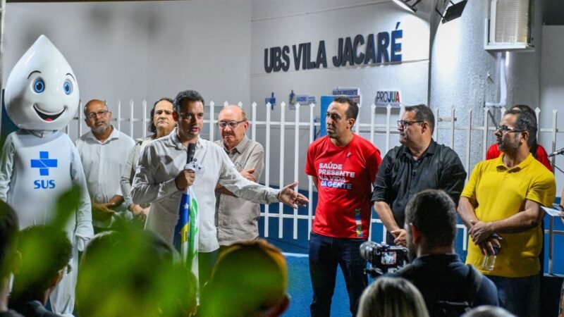 Andrei Gonçalves entrega nova UBS na Vila Jacaré e homenageia parteira tradicional Carmelita Maria Magalhães dos Santos