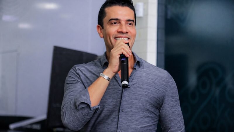 Rodrigo Pinheiro anuncia ônibus gratuitos aos domingos em Caruaru a partir do Dia dos Pais