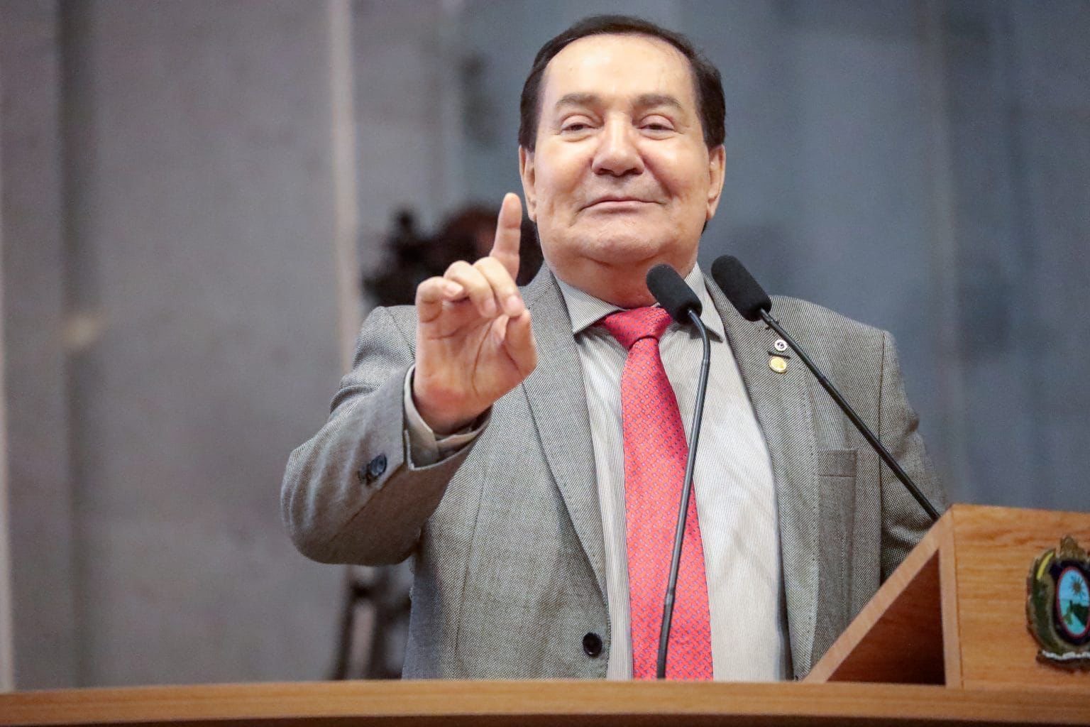Izaías Régis apresenta propostas e define prioridades para seu mandato na Câmara Federal