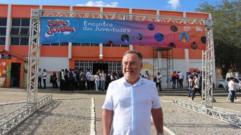Zeca participa da Feira de Empregabilidade e lança o Emprega Arcoverde