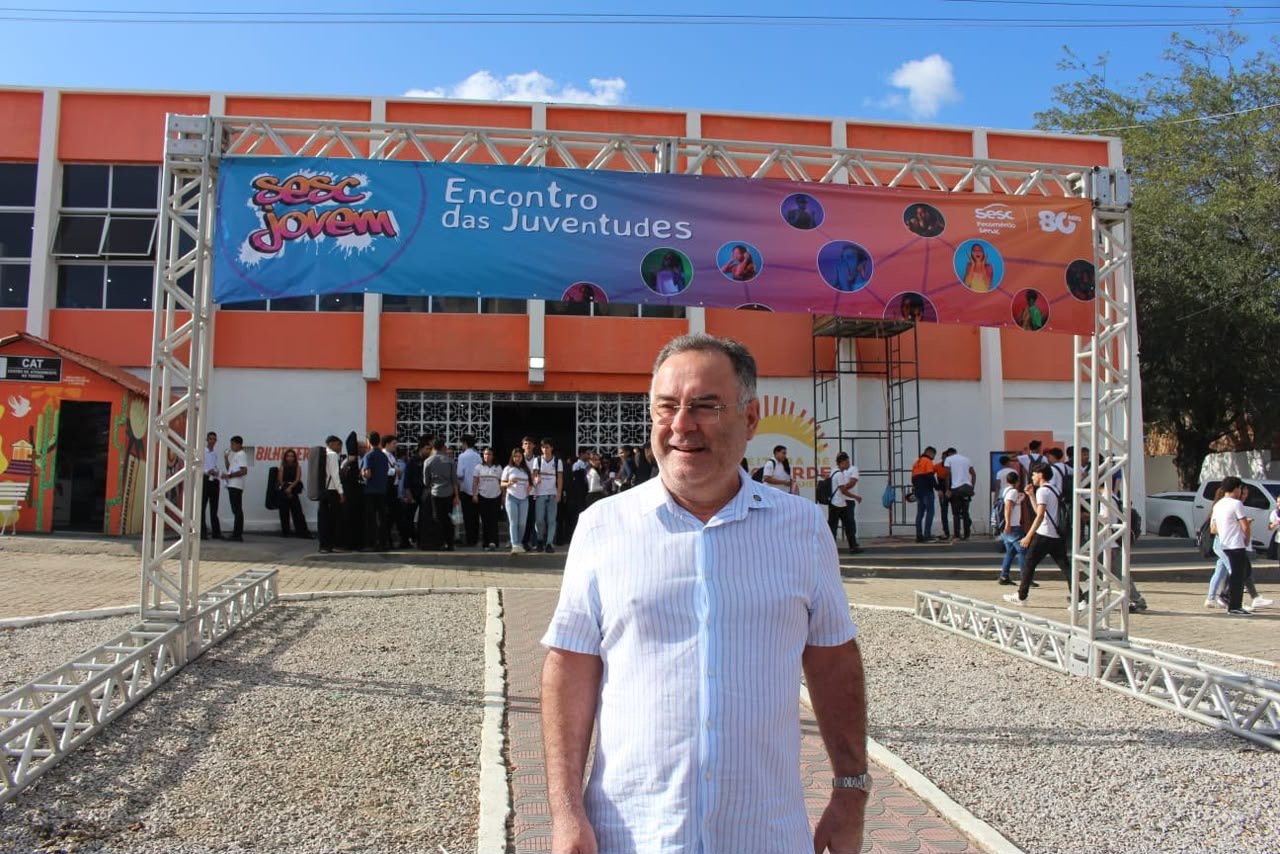 Zeca participa da Feira de Empregabilidade e lança o Emprega Arcoverde