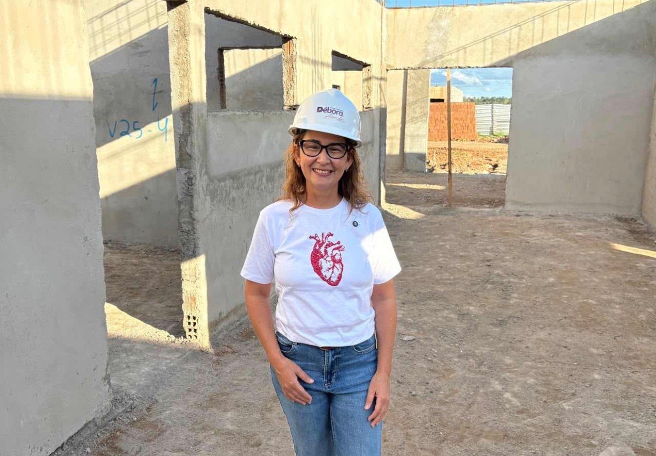 Débora Almeida reforça papel fiscalizador e desmente notícias falsas sobre obra do Corpo de Bombeiros em Belo Jardim