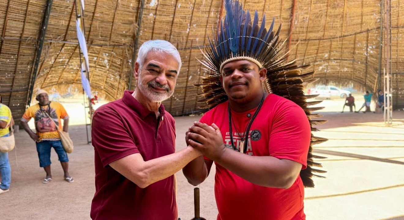 Humberto se reúne com lideranças indígenas em Itacuruba e reafirma compromisso com povos originários de Pernambuco