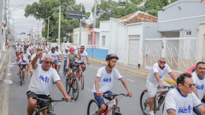 Passeio Ciclístico do Dia dos Pais reúne famílias e celebra tradição de 26 anos em Juazeiro