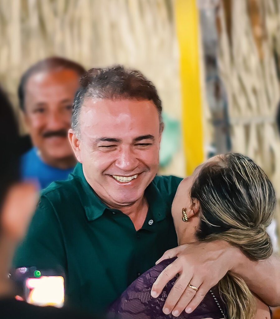 Erlanio Xavier lança candidatura a deputado federal em grande ato político em Igarapé Grande