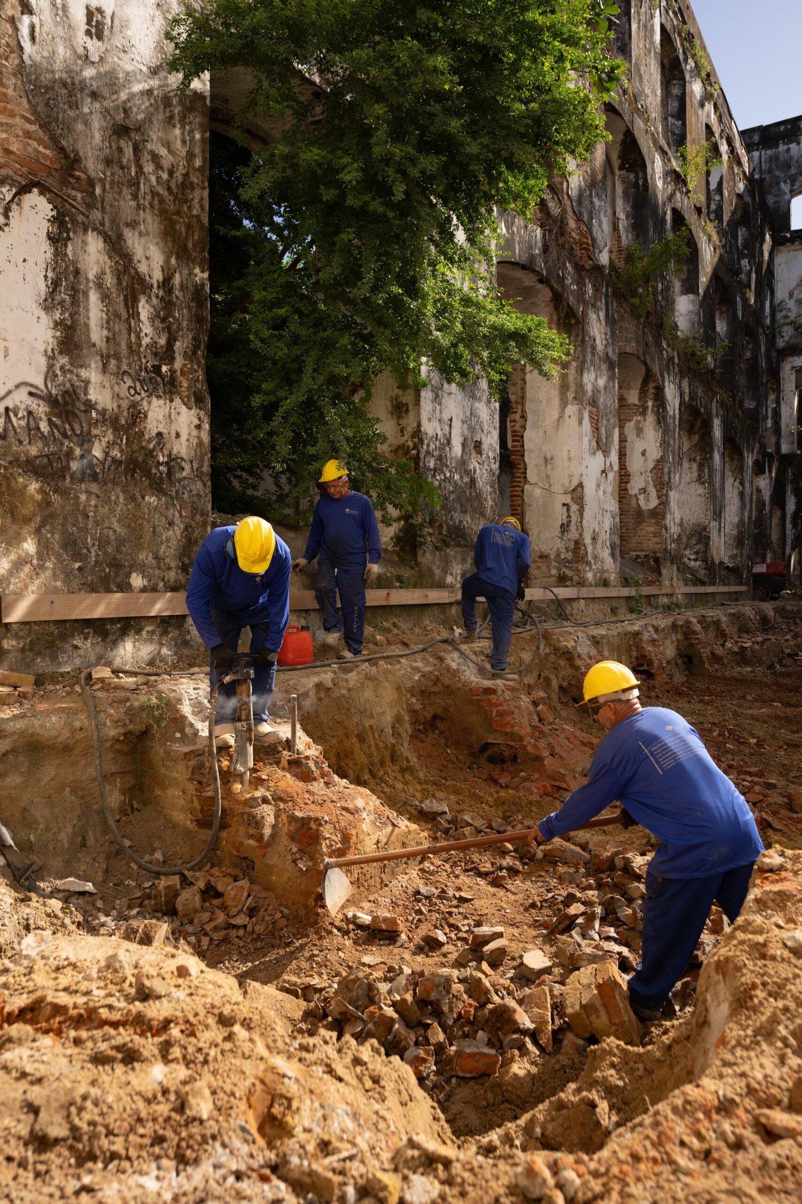 Governo de Pernambuco investe R$ 87 milhões para transformar Fábrica Tacaruna em novo centro de formação