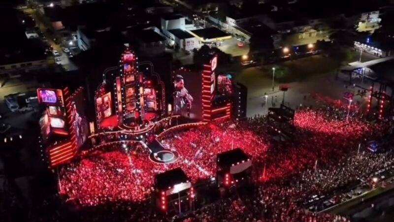 DVD de 25 anos da Saia Rodada celebra nostalgia e sucesso em grande noite no Recife