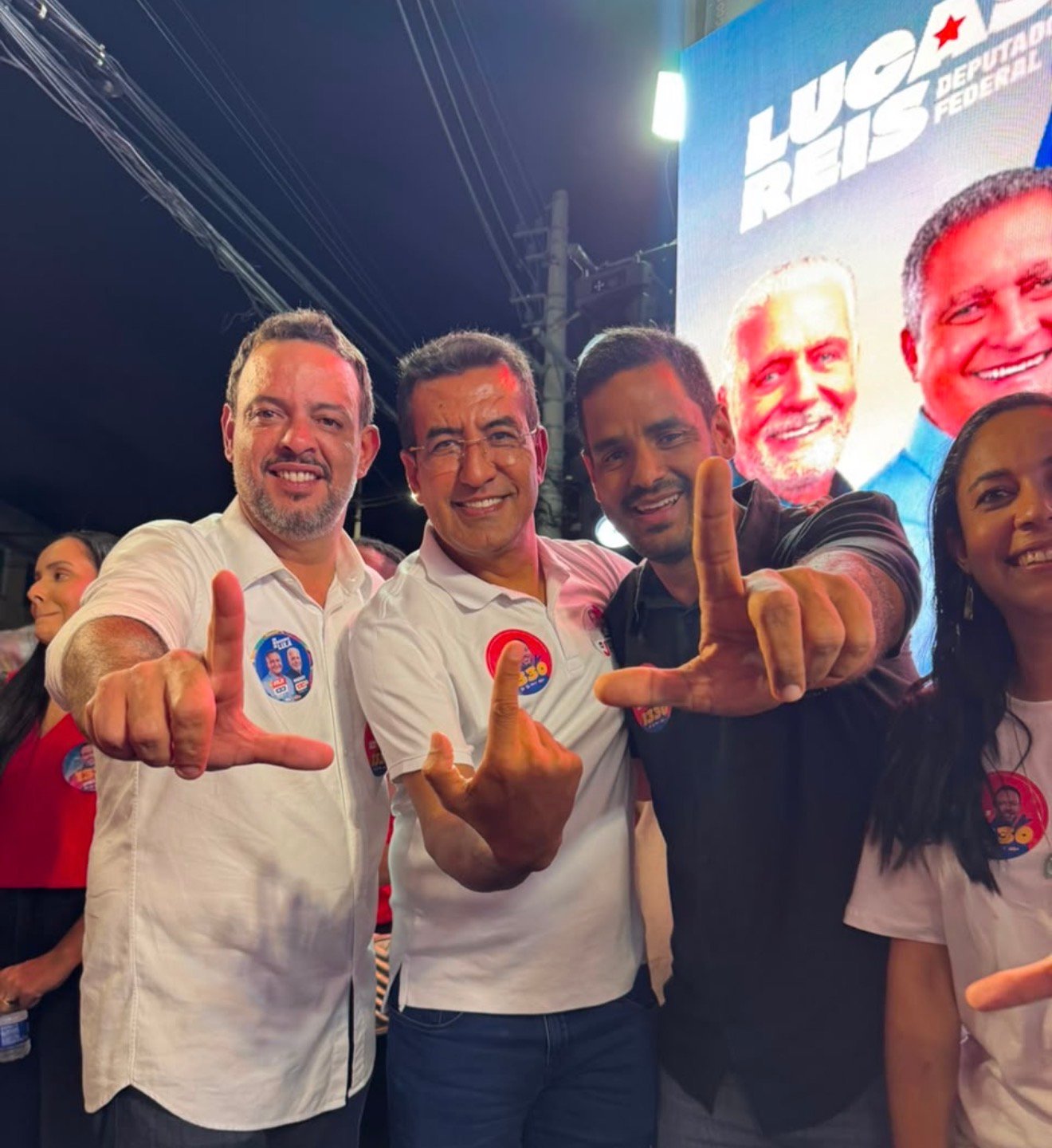 Juvenilson Passos marcou presença na inauguração do comitê de Lucas Reis no Rio Vermelho em Salvador