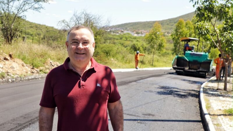 Zeca retoma agenda com vistoria de obras que avançam em infraestrutura e educação de Arcoverde