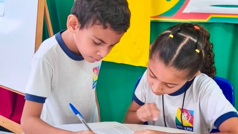 Estudantes de Petrolina exercitam democracia em eleições de líderes nas escolas de tempo integral