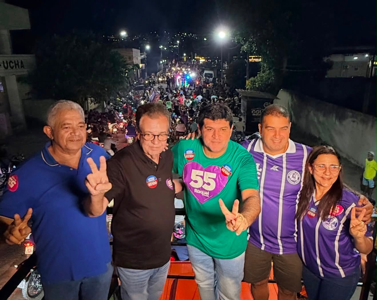 Comitê de Guiga e Antônio Moraes é inaugurado com grande sucesso e multidão nas ruas de Timbaúba