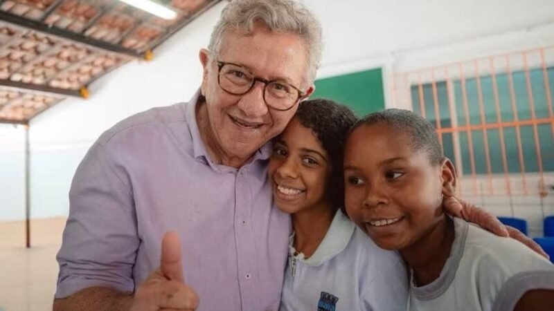 Administrada pelo PT, Camaçari avança no IDEB de 2025Nos Anos Iniciais, a média das escolas passou de 5,07 para 5,30. Já nos Anos Finais, o índice evoluiu de 3,97 para 4,19.