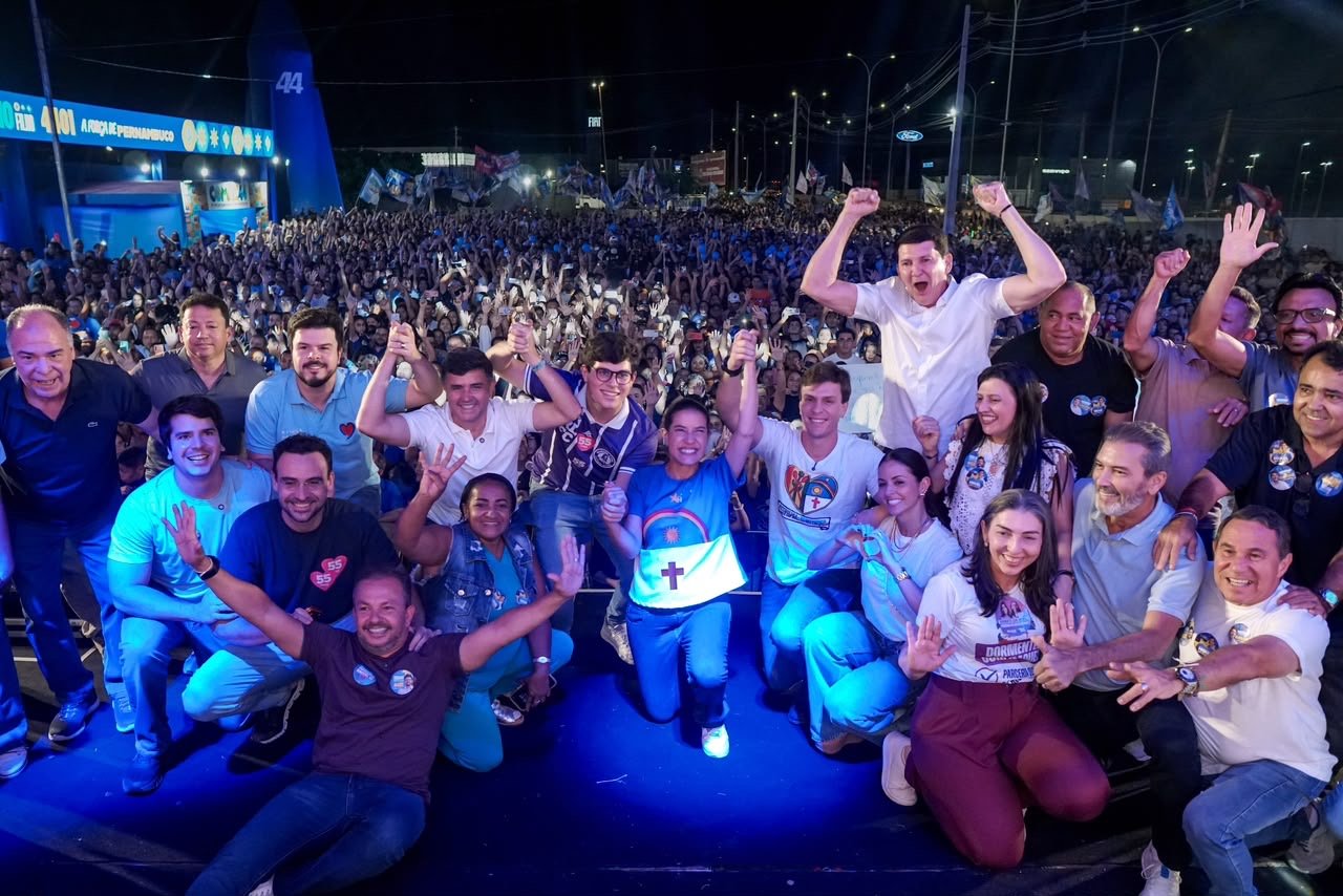 Em Petrolina, Eduardo da Fonte participa de grande ato político ao lado de Raquel Lyra e oficializa apoio de Miguel Coelho, Fernando Filho, Antonio Coelho e do prefeito Simão Durão para o Senado