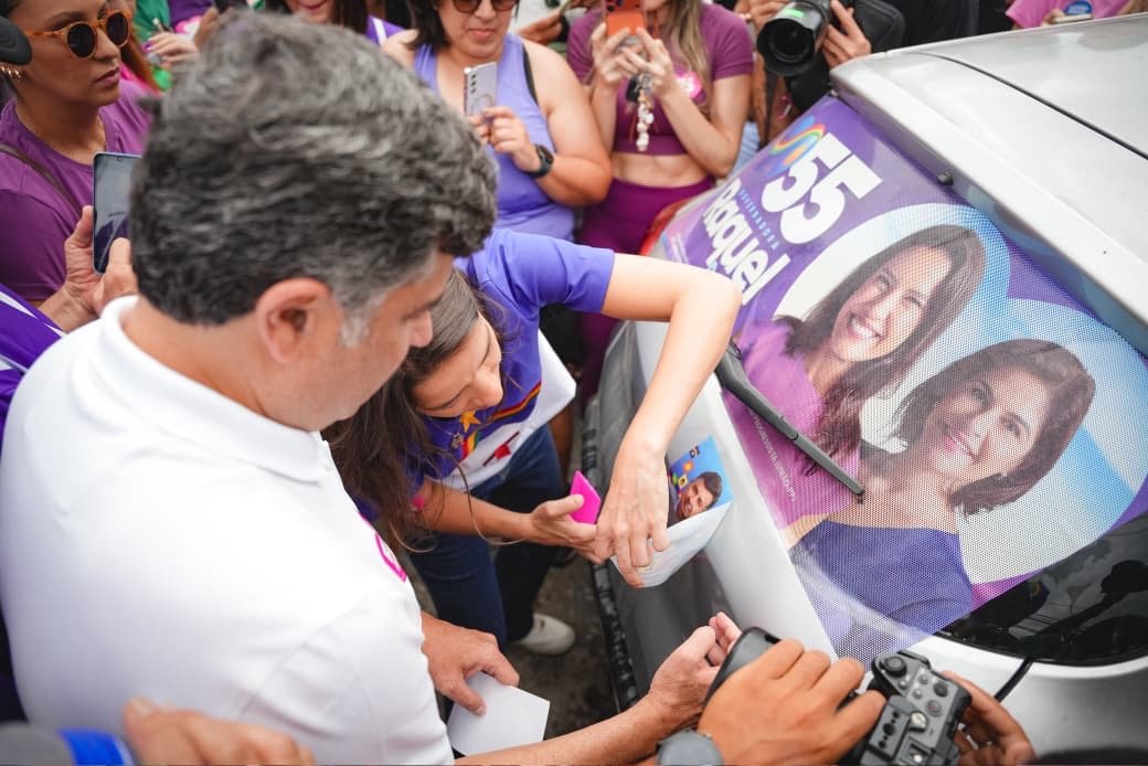 Ao lado da governadora Raquel Lyra, Eduardo da Fonte abre campanha ao Senado com megaadesivaço no Recife
