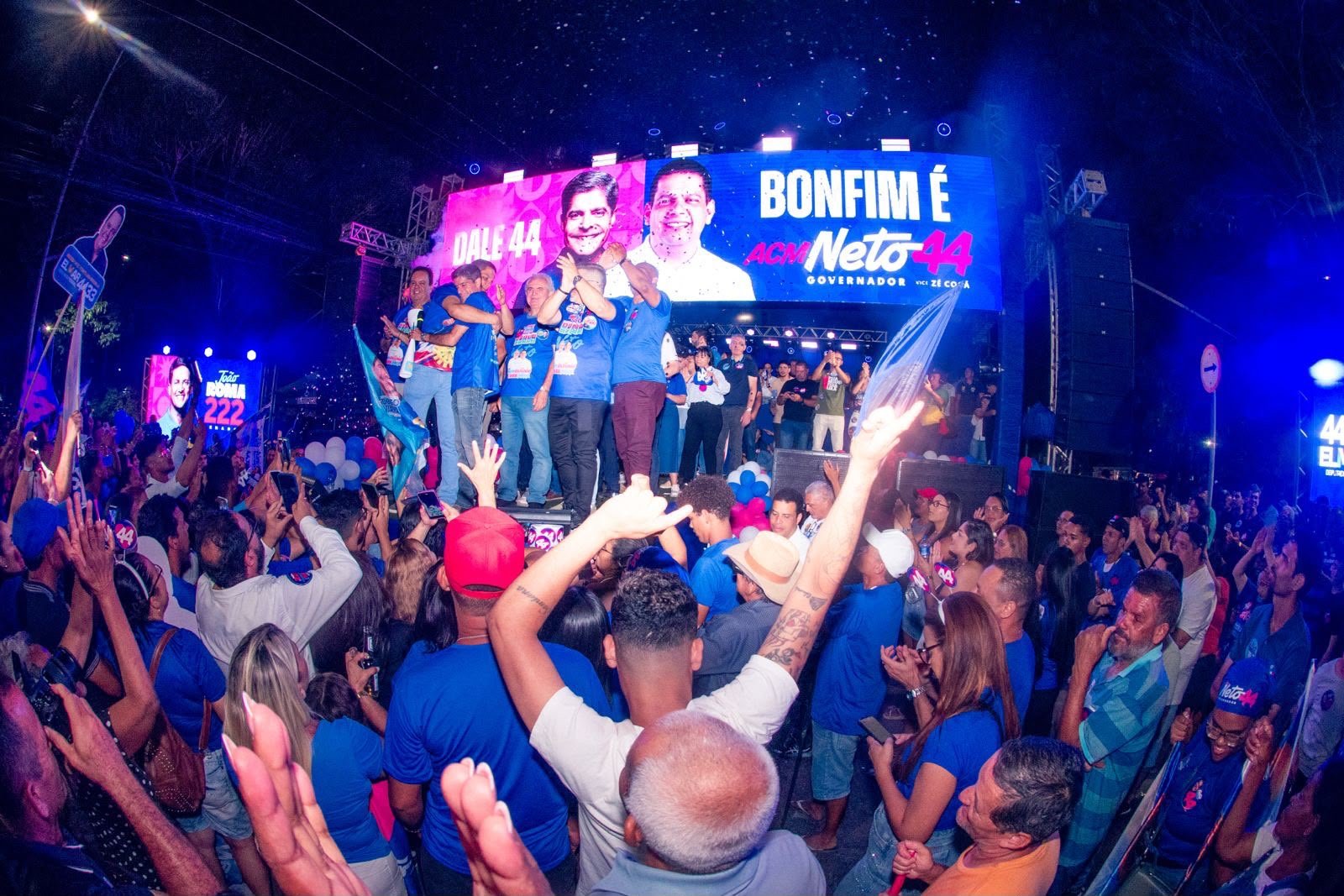 Desejo de mudança: Senhor do Bonfim recebe ACM Neto em grande caminhada