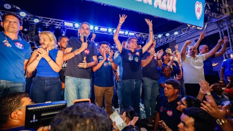 Anisio Viana reúne multidão em Casa Nova e recebe ACM Neto em noite de força e união